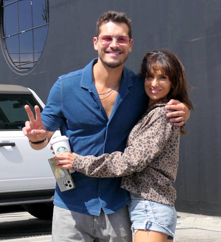 Hilaria Baldwin Made ‘Full Court-Press’ to Land ‘DWTS,’ Chosen After One Star Bailed at Last Minute 4 MEGA1366956 013