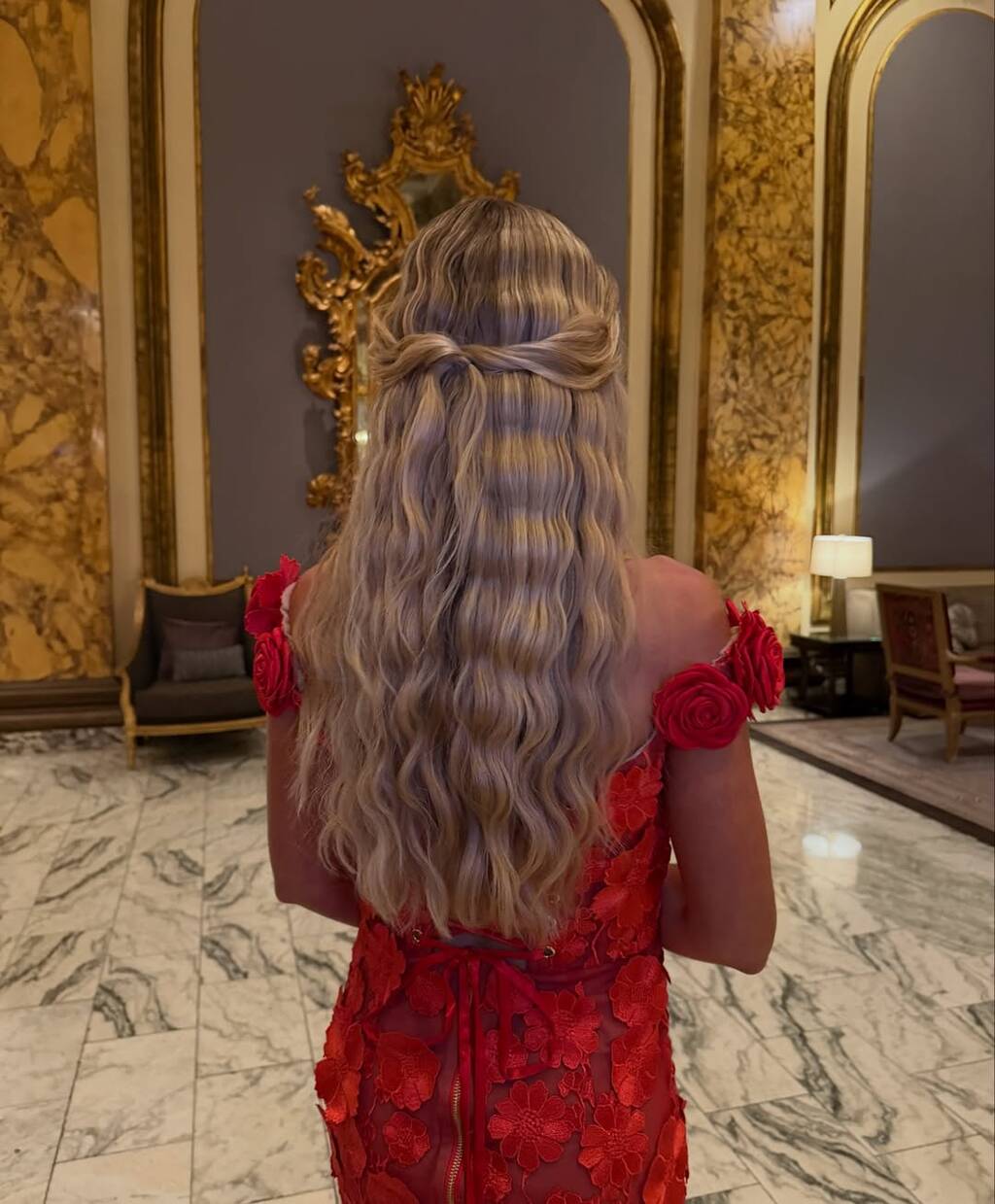 Chiefs Heiress Gracie Hunt Exudes Elegance at NFL Honors in Diamonds and  Crimson Gown